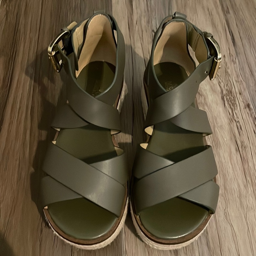 MICHAEL Michael Kors Green Chunky Sandals with Criss-Cross Straps
